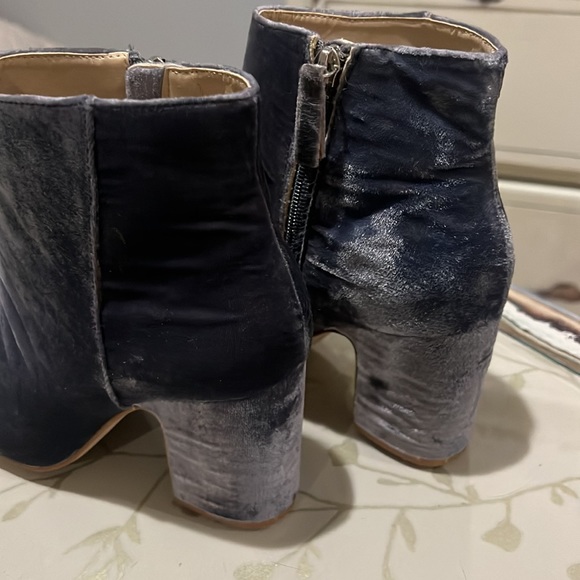 Zara collection lavender velvet platform mid ankle heeled boots - Picture 8 of 13